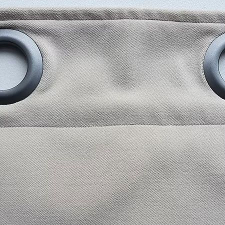 Fixation avec anneaux du rideau Cotton Silence